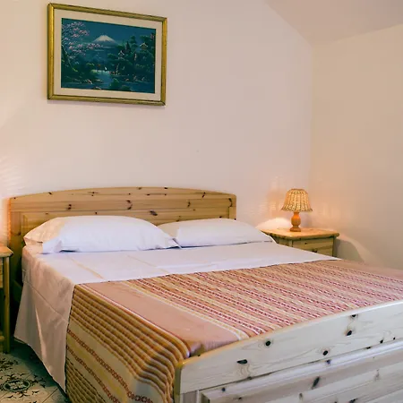 Oda ve Kahvaltı De Angelis Sorrento