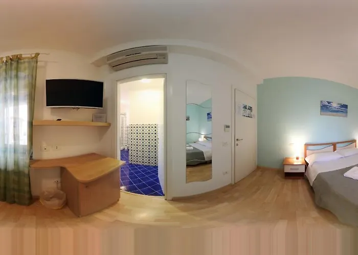 De Angelis Bed & Breakfast 4*