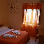 德安格里斯别墅酒店 4*