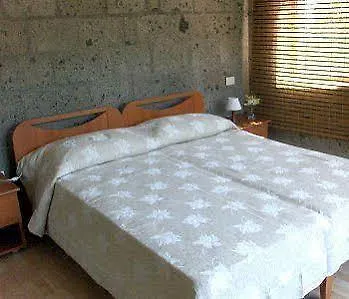 De Angelis 4*